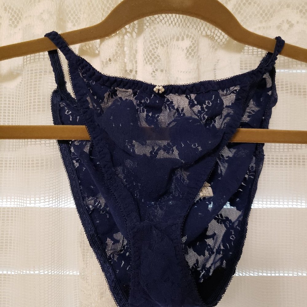 Christian Dior blue lace panties, size M